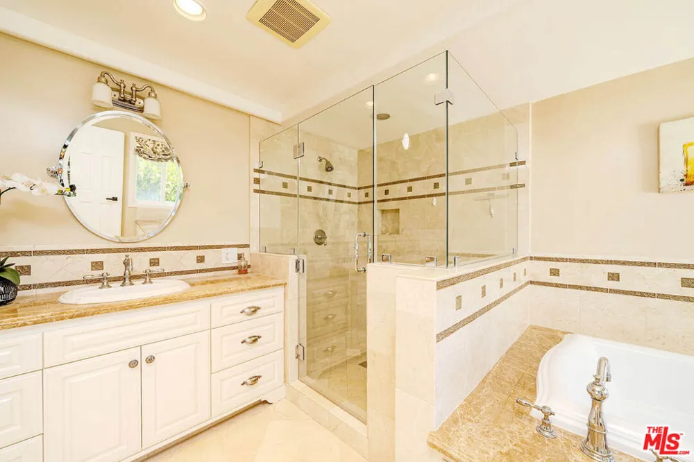 27 Horseshoe Lane Palos Verdes Peninsula, CA 90274