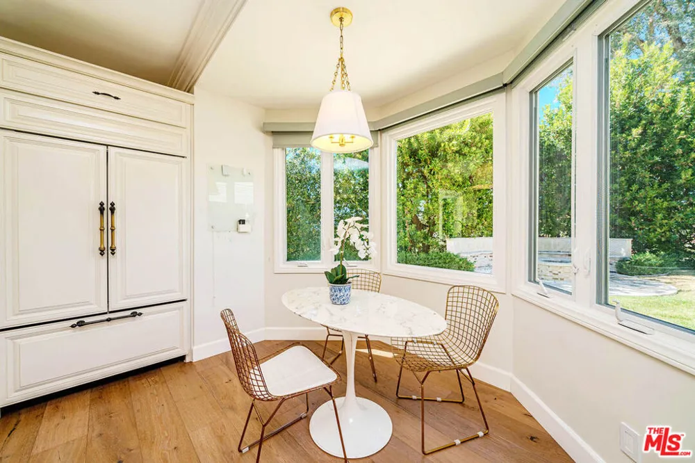 27 Horseshoe Lane Palos Verdes Peninsula, CA 90274