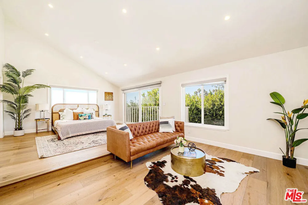 27 Horseshoe Lane Palos Verdes Peninsula, CA 90274