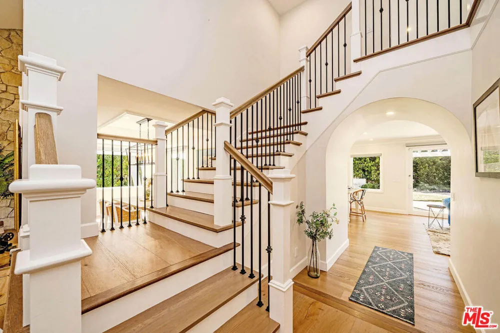 27 Horseshoe Lane Palos Verdes Peninsula, CA 90274