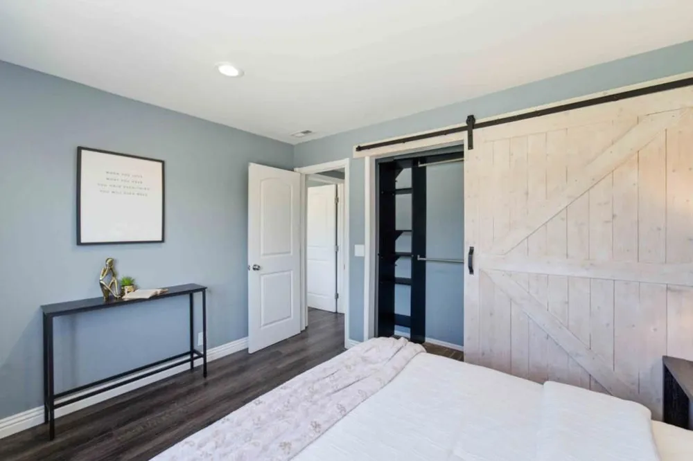 871 Clyde Avenue Santa Clara, CA 95054