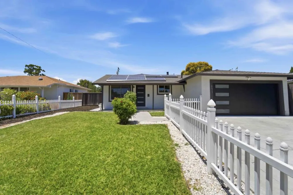 871 Clyde Avenue Santa Clara, CA 95054