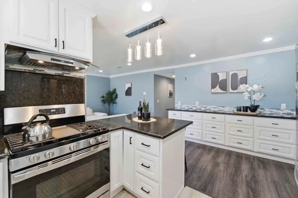 871 Clyde Avenue Santa Clara, CA 95054
