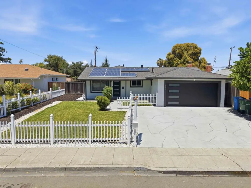 871 Clyde Avenue Santa Clara, CA 95054