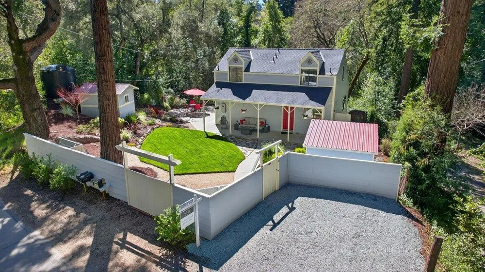 4399 Glenwood Drive Scotts Valley, CA 95066