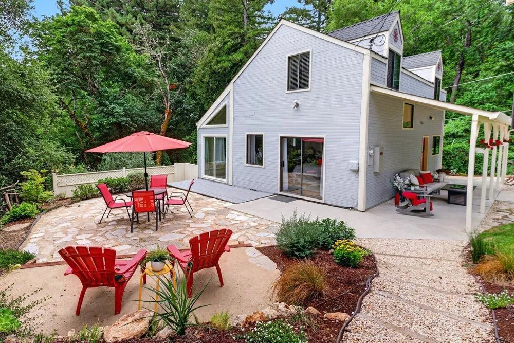 4399 Glenwood Drive Scotts Valley, CA 95066