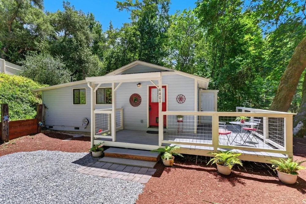 4399 Glenwood Drive Scotts Valley, CA 95066