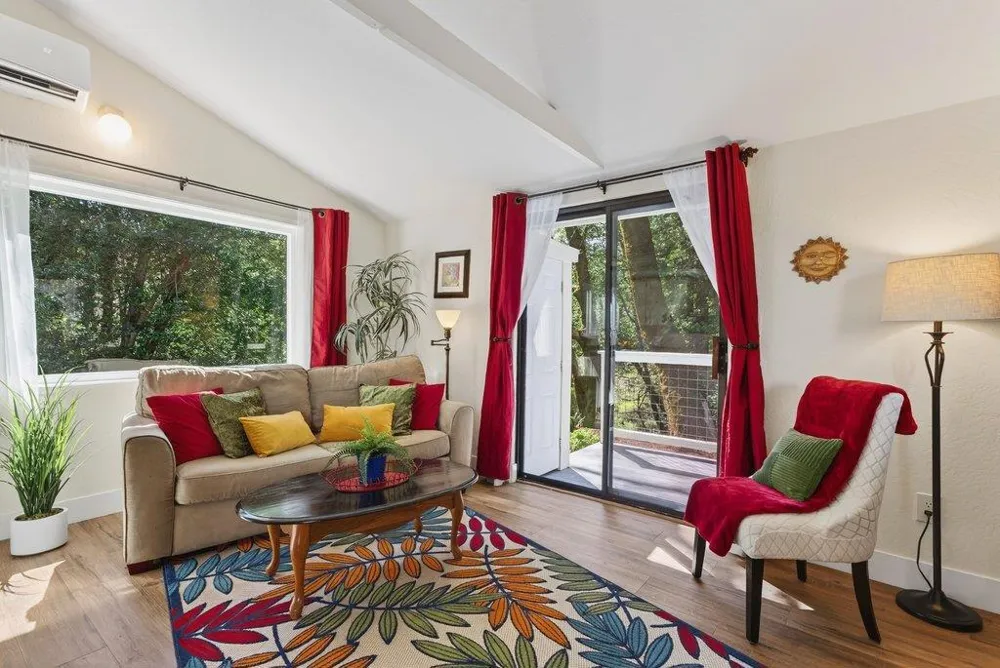 4399 Glenwood Drive Scotts Valley, CA 95066