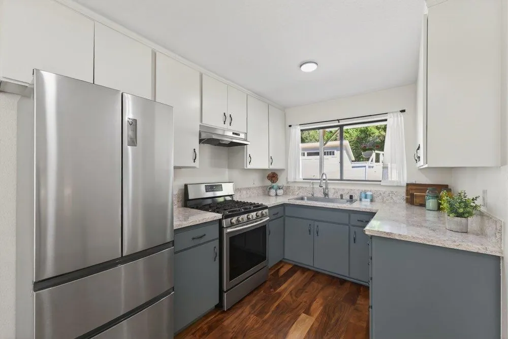 4399 Glenwood Drive Scotts Valley, CA 95066