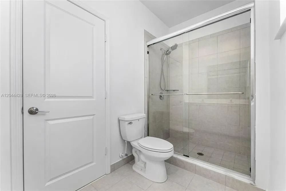 4669 NW 118th Ave Coral Springs, FL 33076