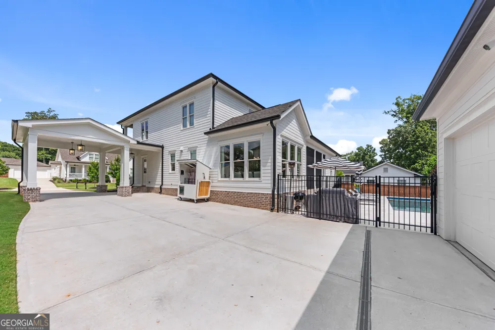 661 Foster Park LN Madison, GA 30650