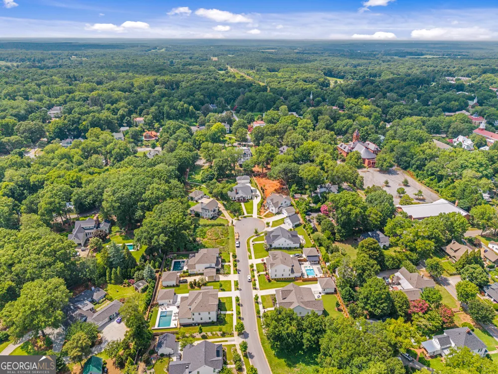 661 Foster Park LN Madison, GA 30650