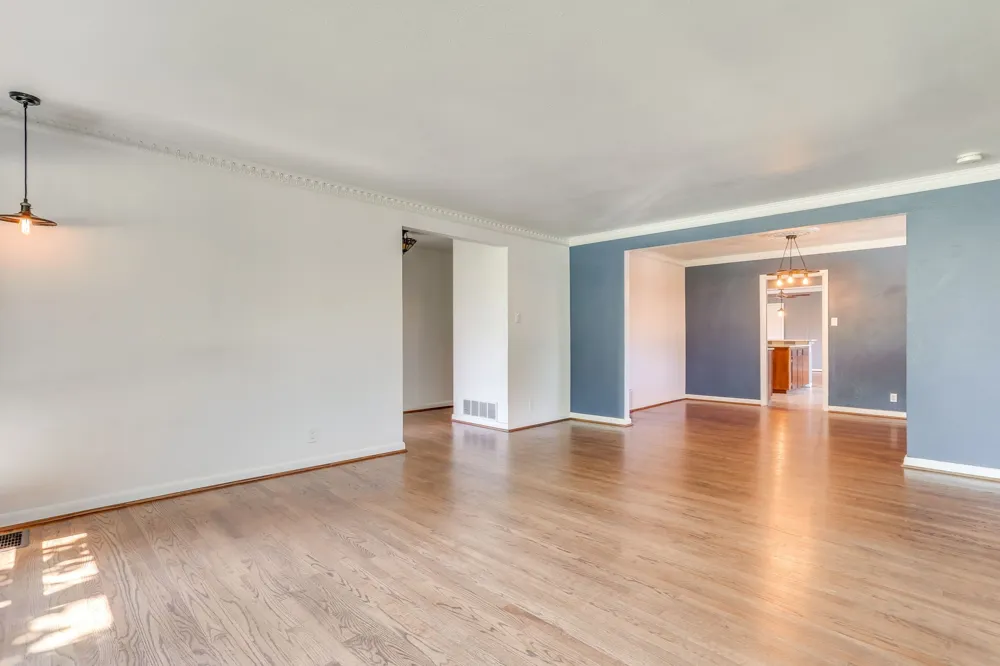 1839 Shelmire Drive Dallas, TX 75224