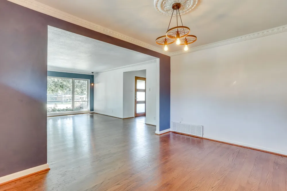 1839 Shelmire Drive Dallas, TX 75224