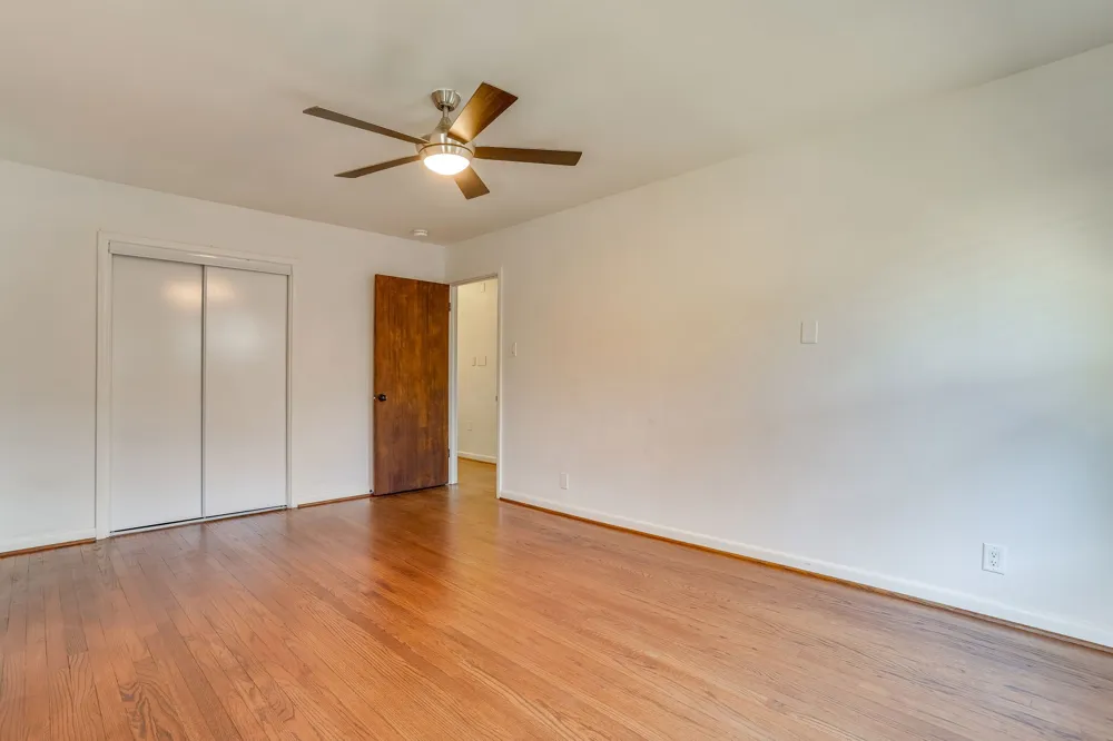 1839 Shelmire Drive Dallas, TX 75224