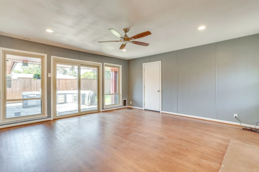 1839 Shelmire Drive Dallas, TX 75224