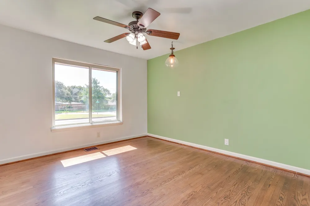 1839 Shelmire Drive Dallas, TX 75224