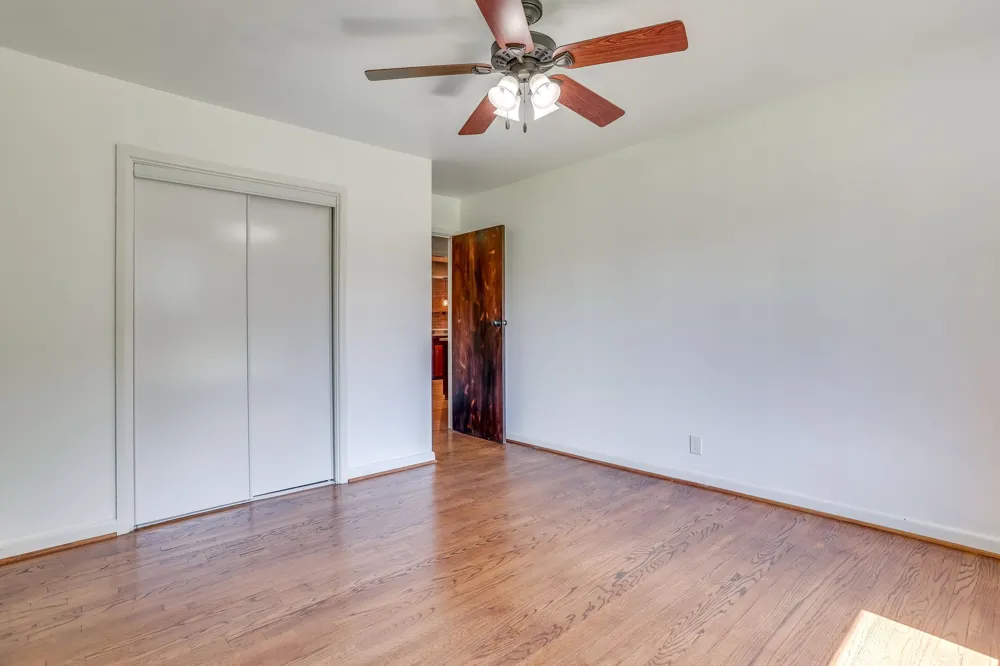 1839 Shelmire Drive Dallas, TX 75224