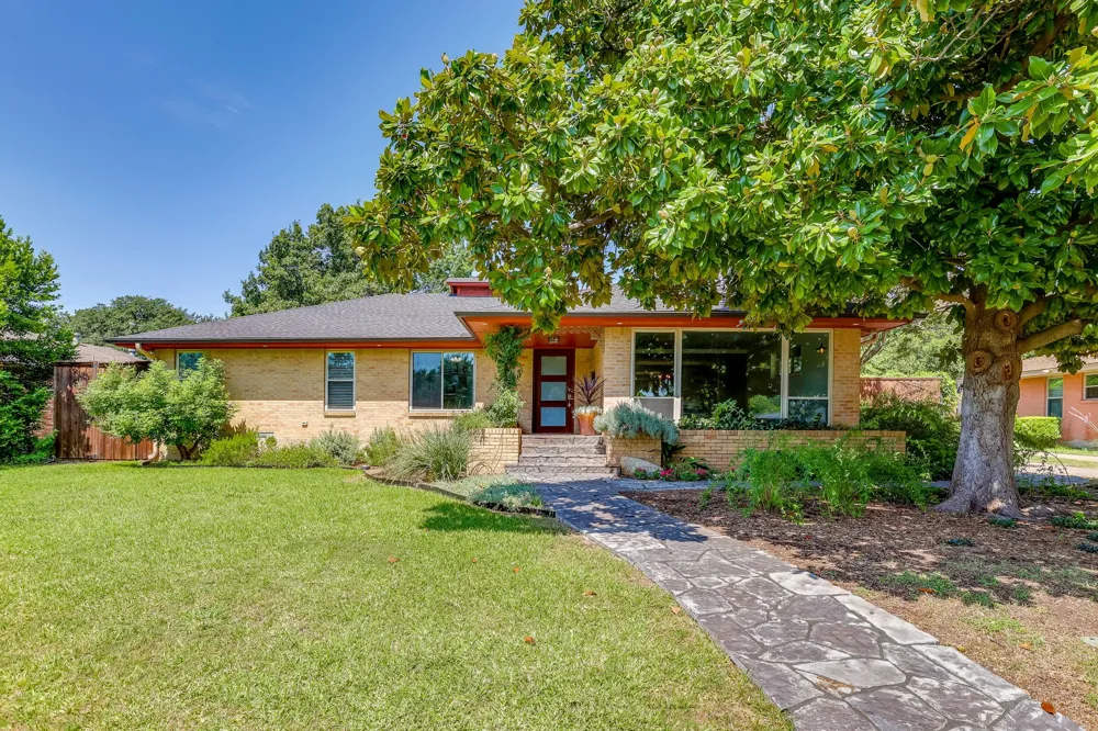 1839 Shelmire Drive Dallas, TX 75224