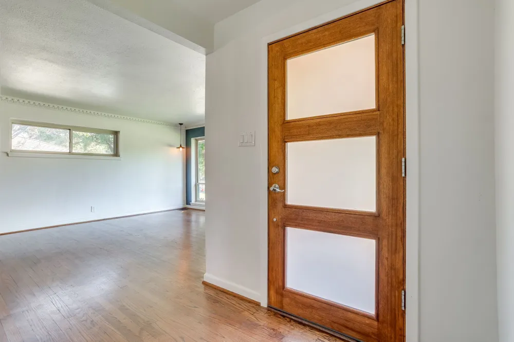 1839 Shelmire Drive Dallas, TX 75224