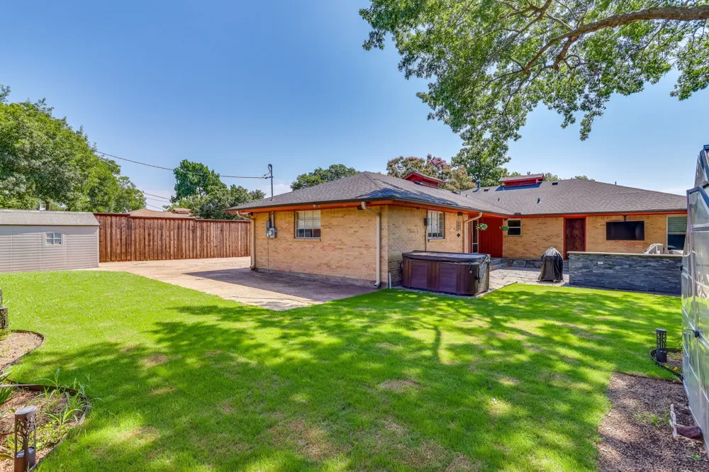1839 Shelmire Drive Dallas, TX 75224