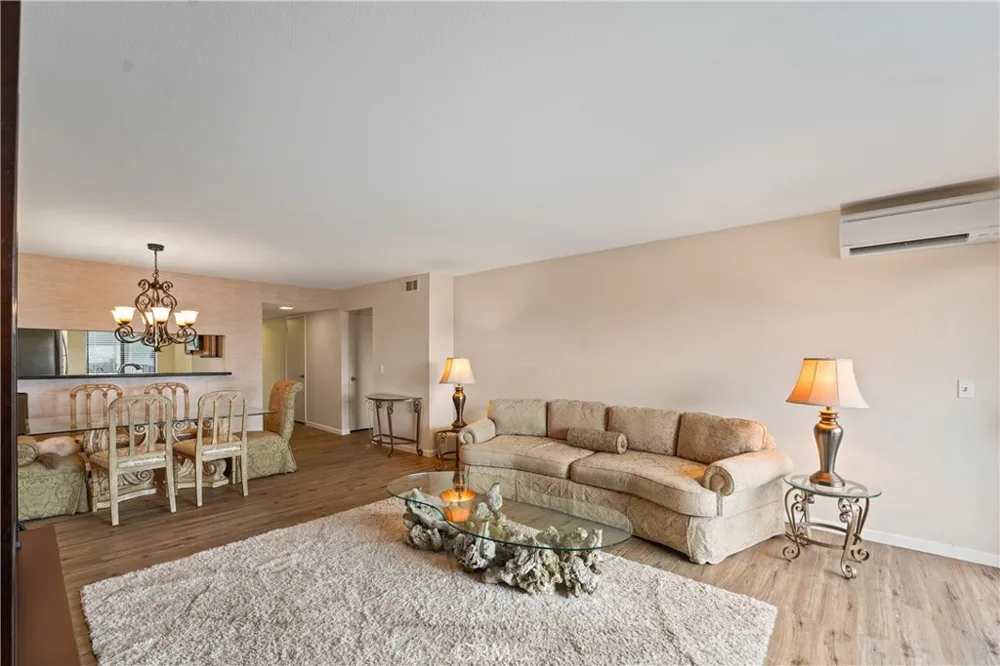 3600 E 4th #203 Long Beach, CA 90814