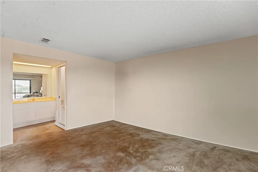 3600 E 4th #203 Long Beach, CA 90814