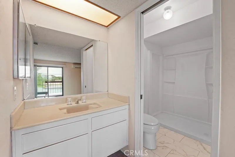3600 E 4th #203 Long Beach, CA 90814