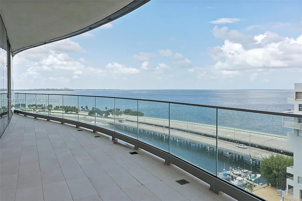 175 SE 25th Rd #1003 Miami, FL 33129