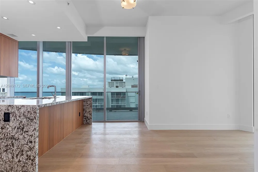 175 SE 25th Rd #1003 Miami, FL 33129