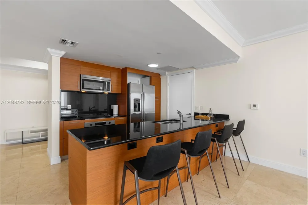 50 Biscayne Blvd #5210 Miami, FL 33132