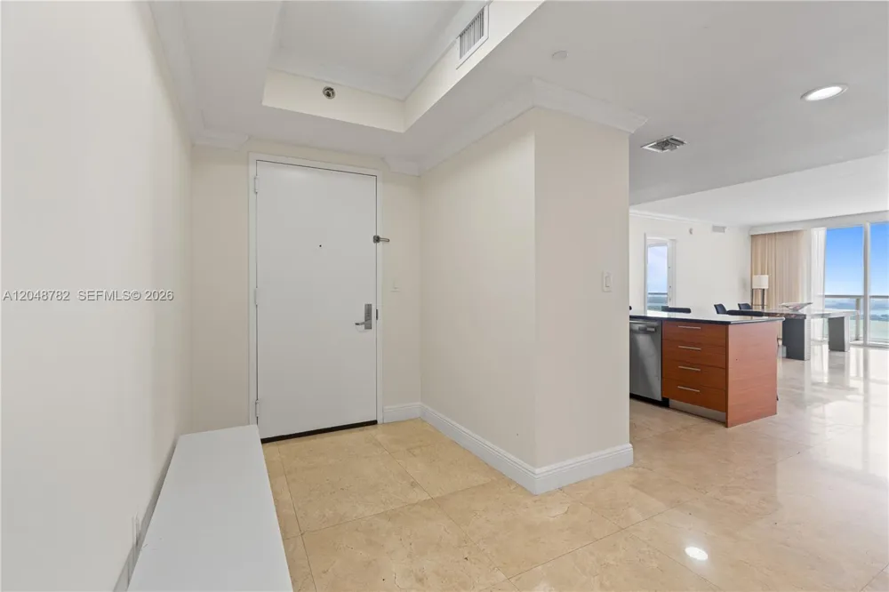 50 Biscayne Blvd #5210 Miami, FL 33132