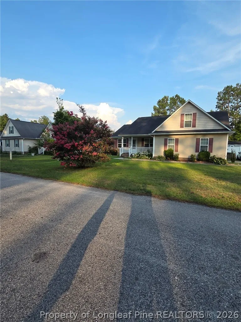 4611 Salem Prince Drive Hope Mills, NC 28348