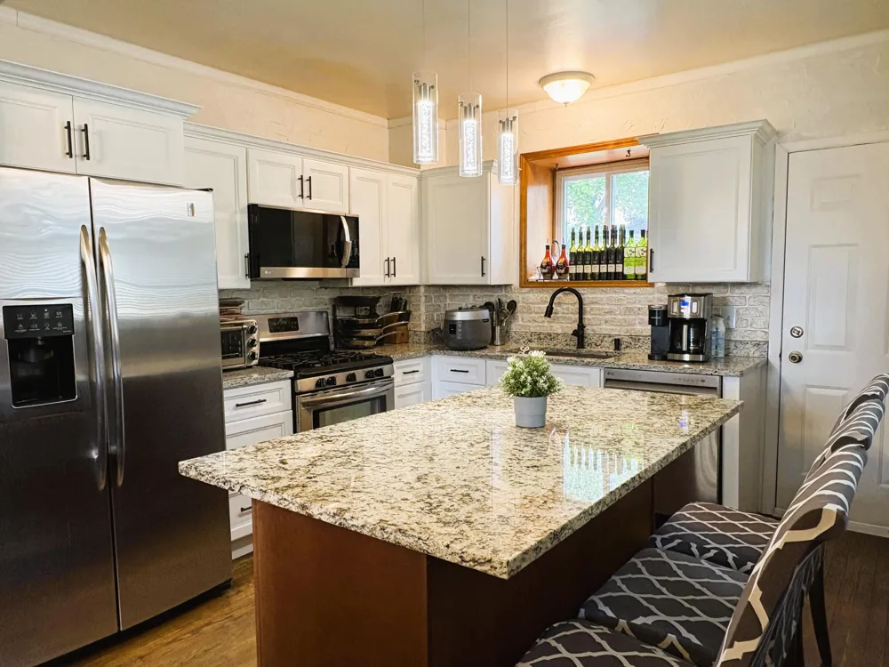 19324 Todd Drive Clinton Charter Township, MI 48038