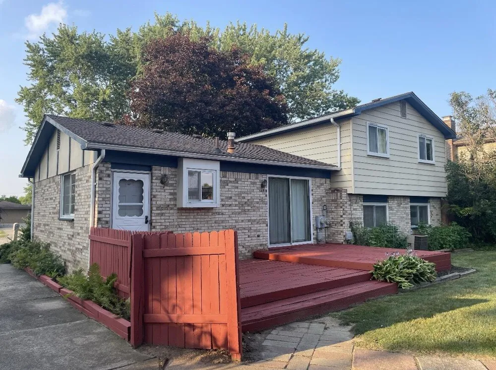 19324 Todd Drive Clinton Charter Township, MI 48038