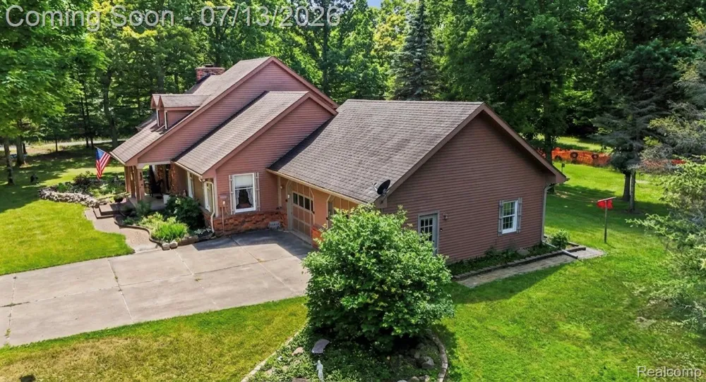 3284 Pratt Road Hadley Township, MI 48455
