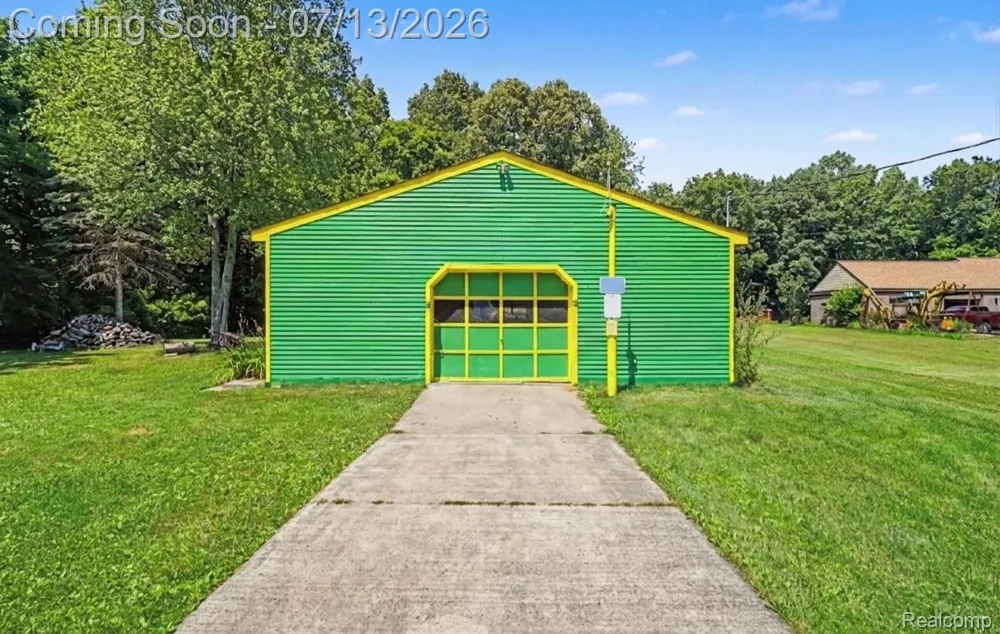 3284 Pratt Road Hadley Township, MI 48455