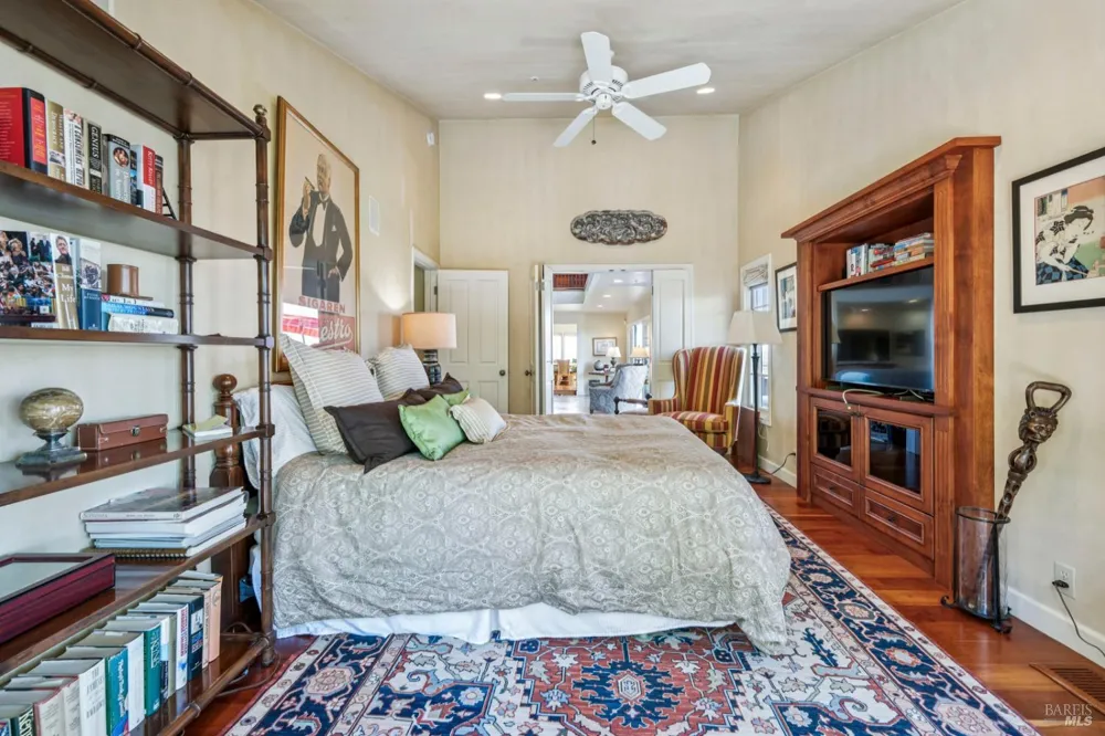 1000 Wolf Ridge Road Glen Ellen, CA 95442