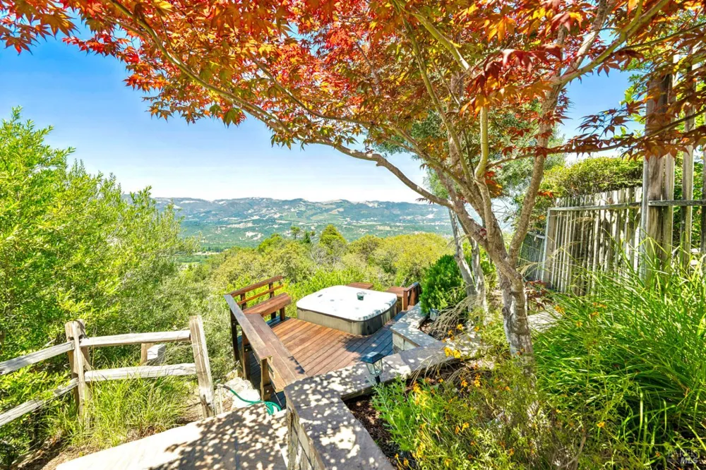 1000 Wolf Ridge Road Glen Ellen, CA 95442