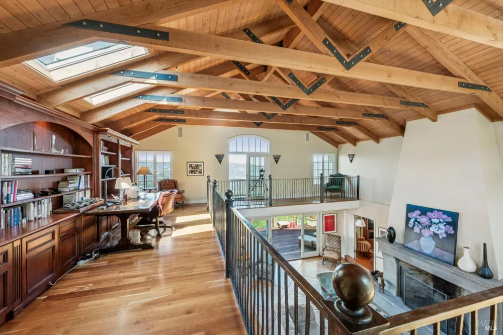 1000 Wolf Ridge Road Glen Ellen, CA 95442