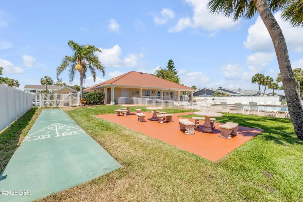 1210 Harbour Point Drive Port Orange, FL 32127