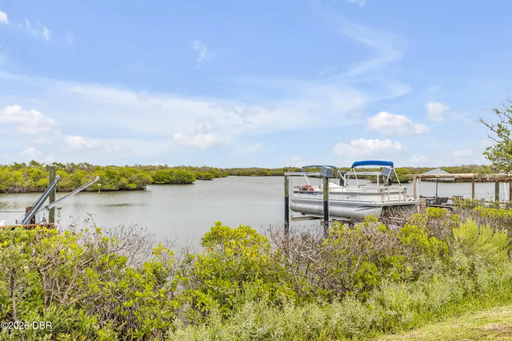1210 Harbour Point Drive Port Orange, FL 32127