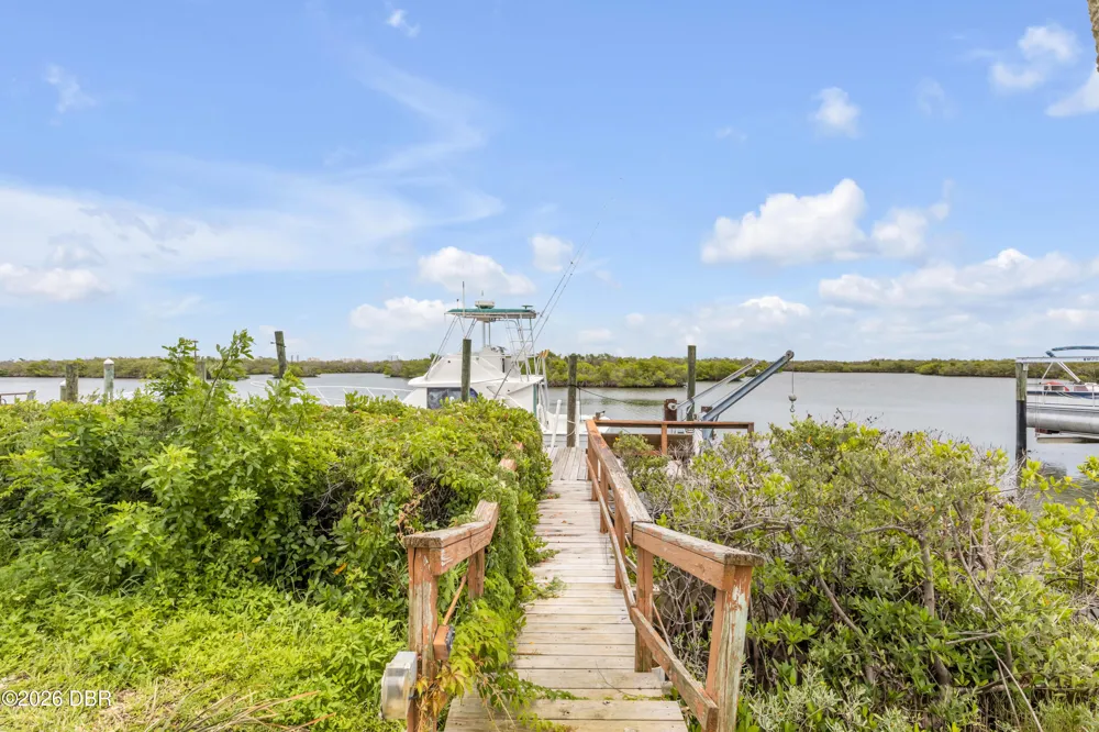 1210 Harbour Point Drive Port Orange, FL 32127