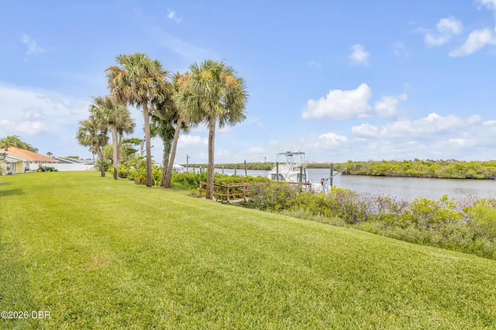 1210 Harbour Point Drive Port Orange, FL 32127