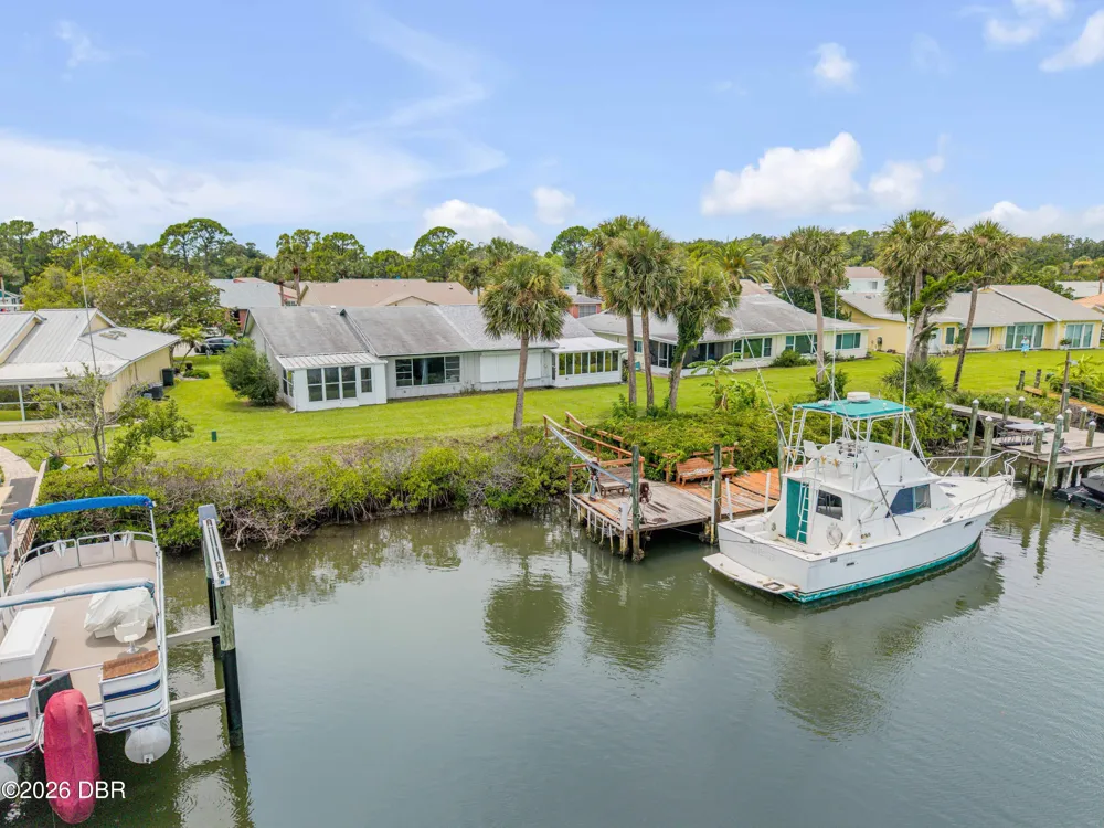 1210 Harbour Point Drive Port Orange, FL 32127
