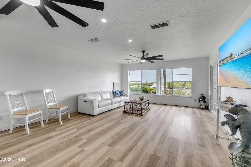 1210 Harbour Point Drive Port Orange, FL 32127