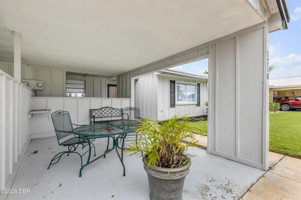 1210 Harbour Point Drive Port Orange, FL 32127