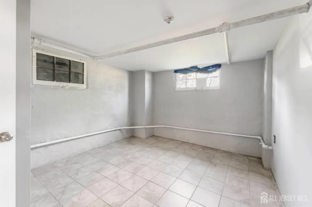 341 Mountainview Terrace Dunellen, NJ 08812