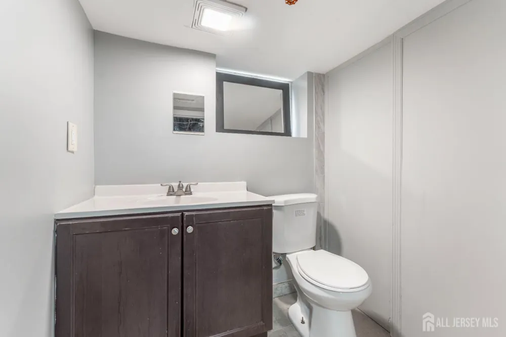 341 Mountainview Terrace Dunellen, NJ 08812