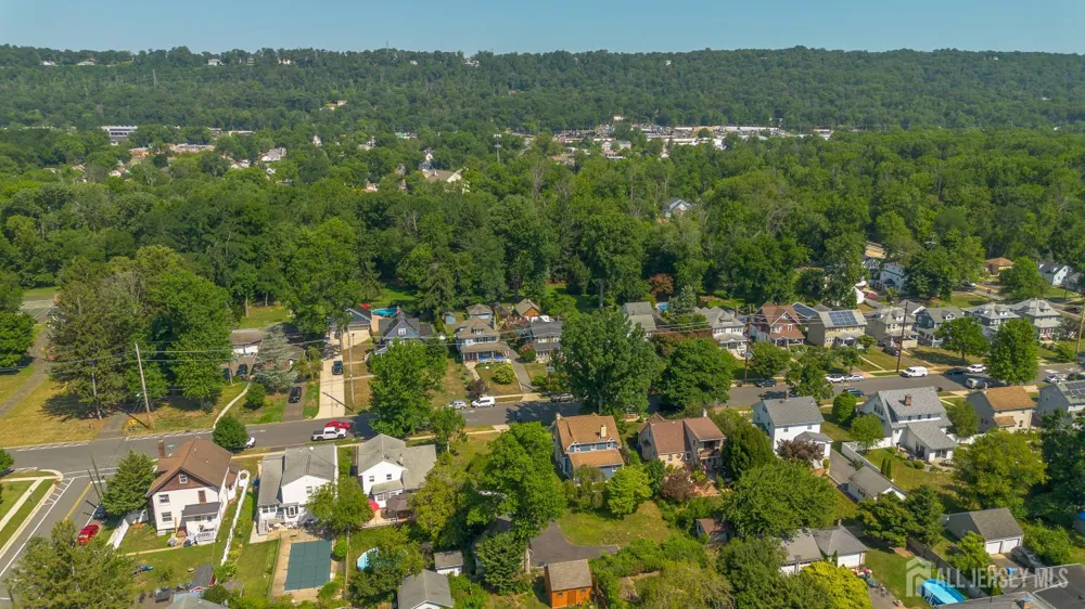 341 Mountainview Terrace Dunellen, NJ 08812